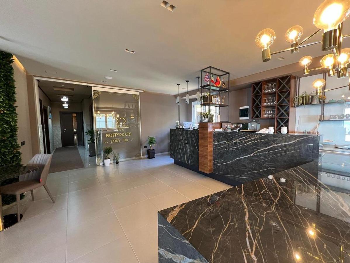 Cc Hotel & Residence Влёра Экстерьер фото